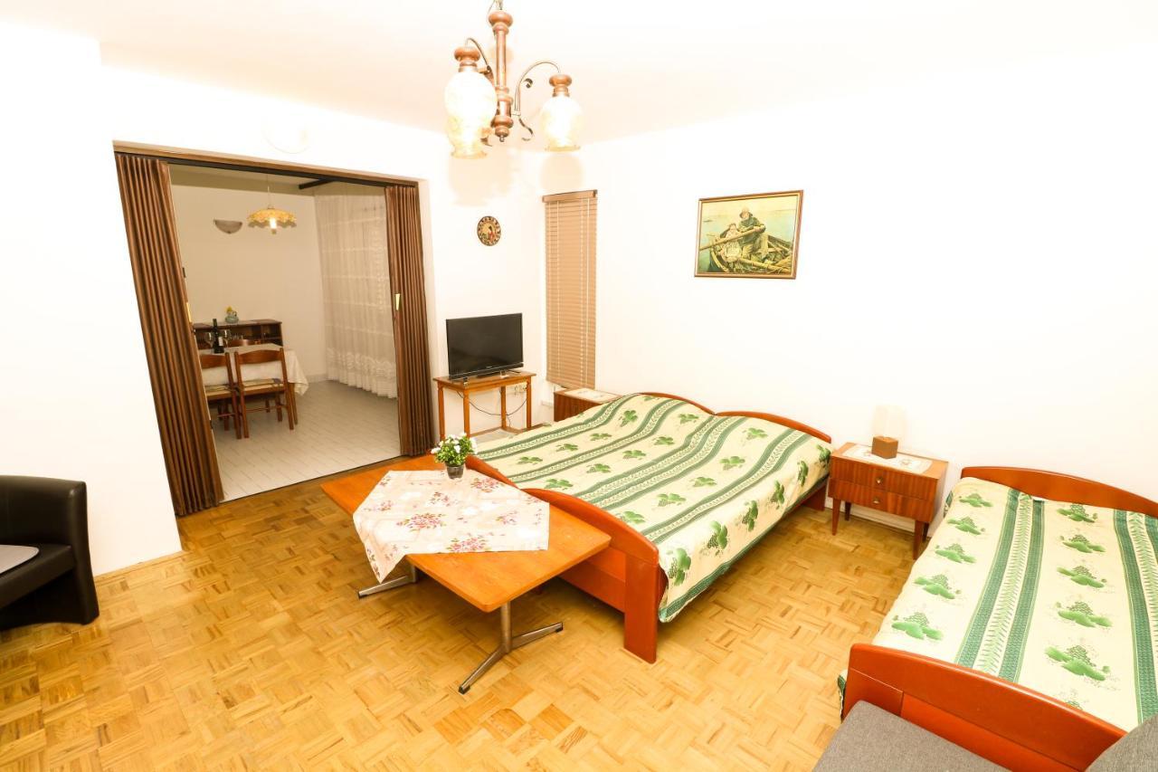 Apartments Magasic With Terrace Baška Esterno foto