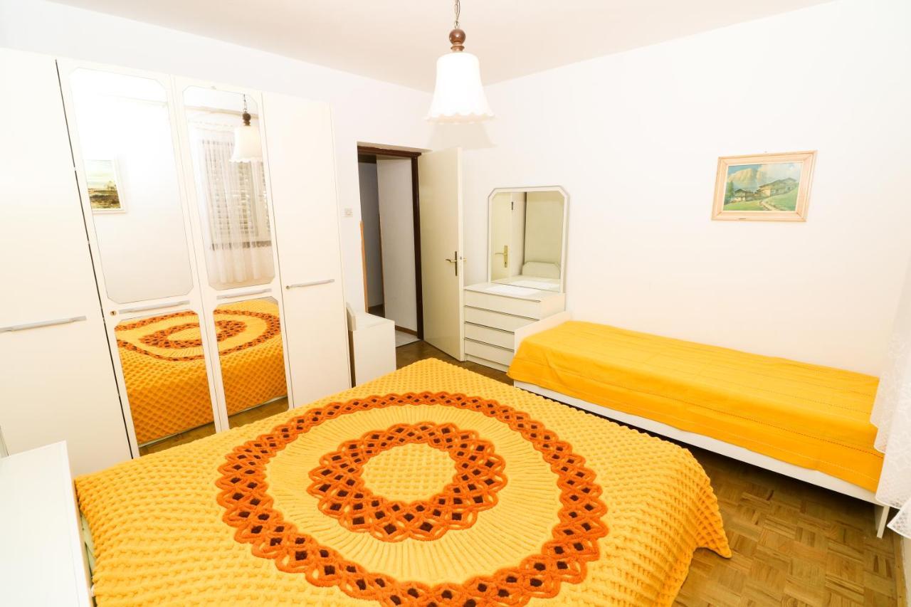 Apartments Magasic With Terrace Baška Esterno foto