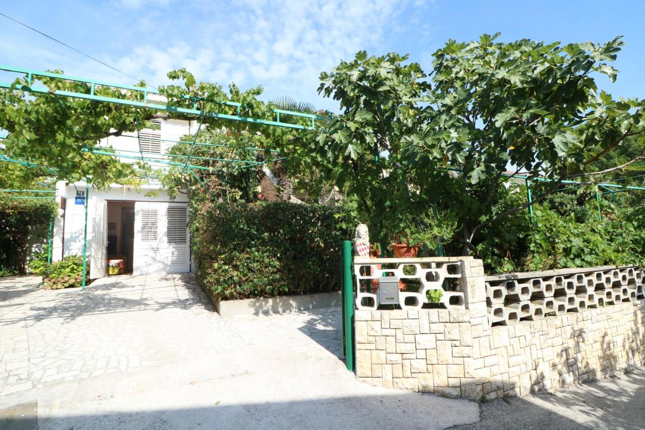 Apartments Magasic With Terrace Baška Esterno foto