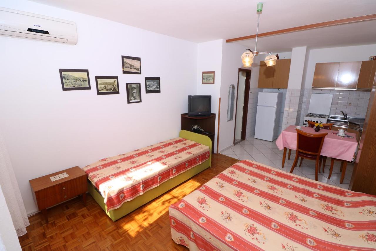 Apartments Magasic With Terrace Baška Esterno foto