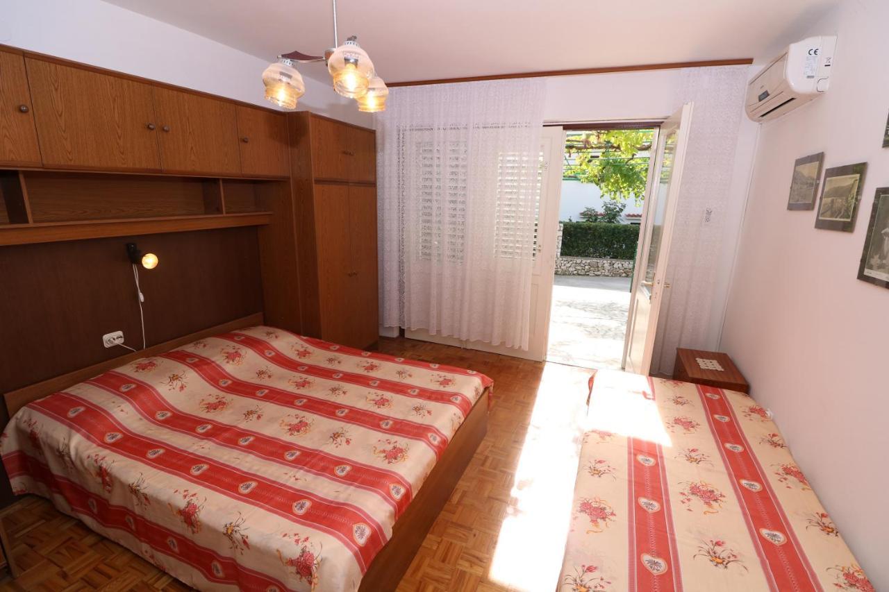 Apartments Magasic With Terrace Baška Esterno foto